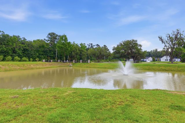 40 Little Peru Ct., Georgetown, SC 29440