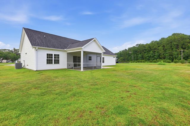 40 Little Peru Ct., Georgetown, SC 29440