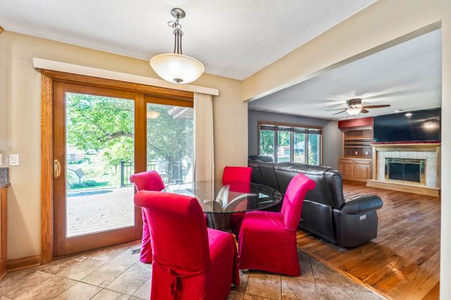 1428 N 7th Avenue E, Newton, IA 50208