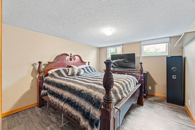 1428 N 7th Avenue E, Newton, IA 50208