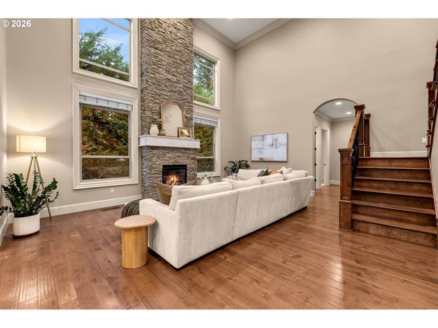 16025 Se PALERMO Ave, Happy Valley, OR 97086