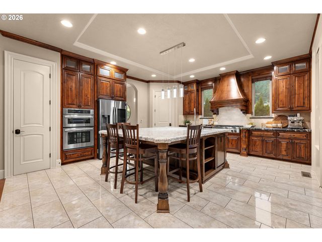 16025 Se PALERMO Ave, Happy Valley, OR 97086