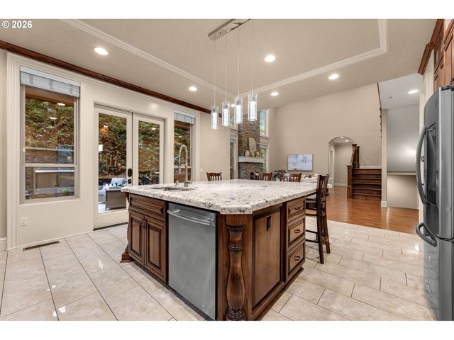 16025 Se PALERMO Ave, Happy Valley, OR 97086