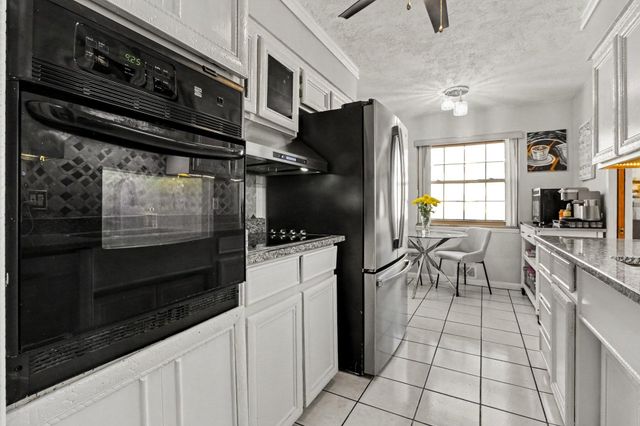 14051 Cloverdale Street, Oak Park City, MI 48237