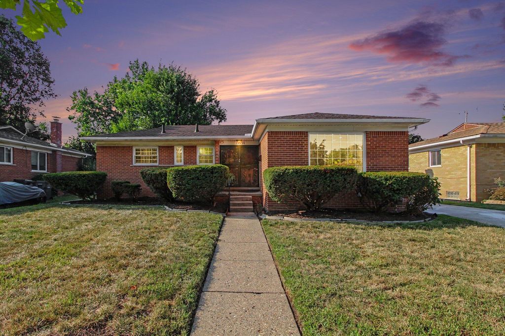 14051 Cloverdale Street, Oak Park City, MI 48237