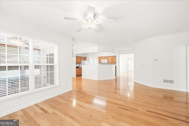 136 Churchcliff Drive, Woodstock, GA 30188