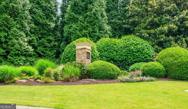 136 Churchcliff Drive, Woodstock, GA 30188