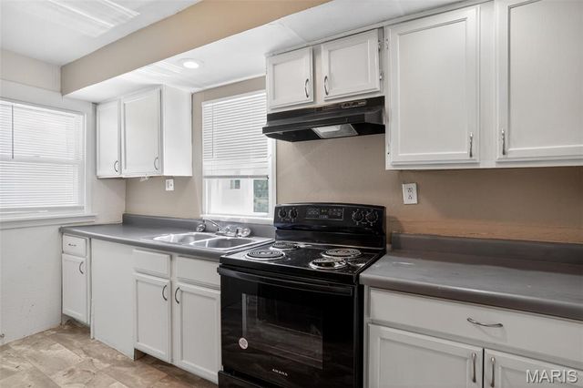 6652 Thurston Avenue, St Louis, MO 63134