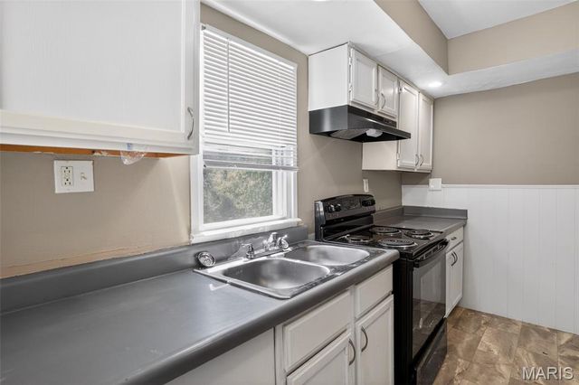 6652 Thurston Avenue, St Louis, MO 63134