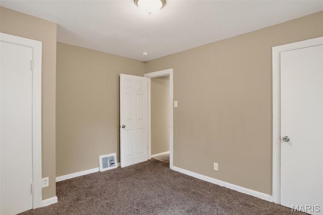 6652 Thurston Avenue, St Louis, MO 63134