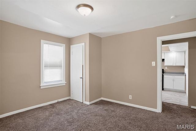 6652 Thurston Avenue, St Louis, MO 63134