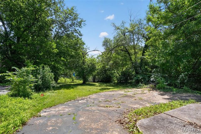 6652 Thurston Avenue, St Louis, MO 63134
