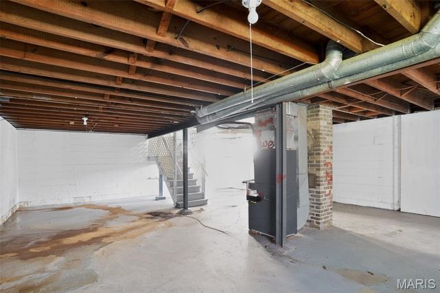 6652 Thurston Avenue, St Louis, MO 63134