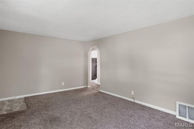 6652 Thurston Avenue, St Louis, MO 63134