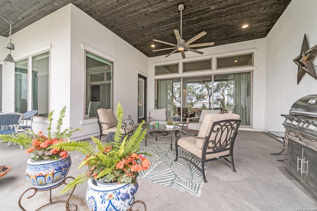 102 Cascada, Boerne, TX 78006