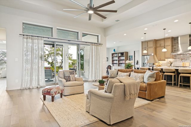 102 Cascada, Boerne, TX 78006