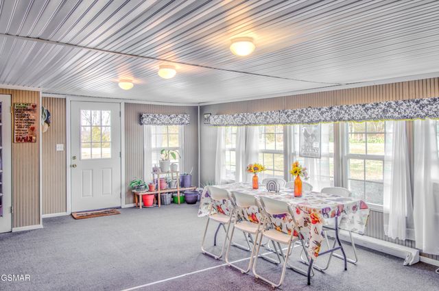 500 Allison Town Road, Philadelphia, TN 37846