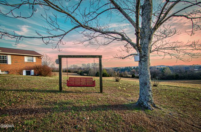 500 Allison Town Road, Philadelphia, TN 37846