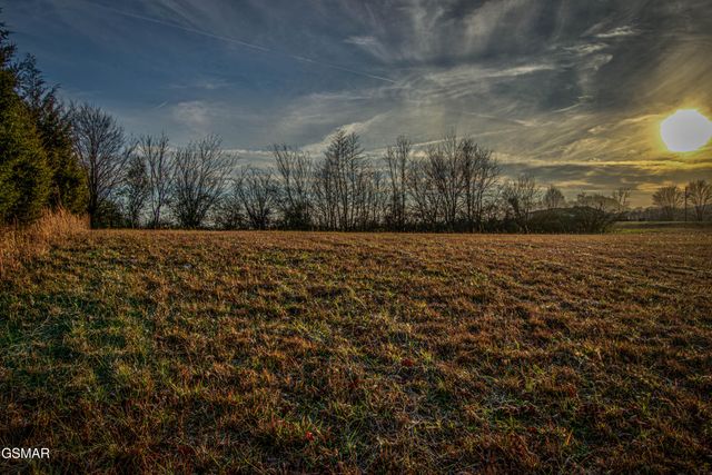 500 Allison Town Road, Philadelphia, TN 37846