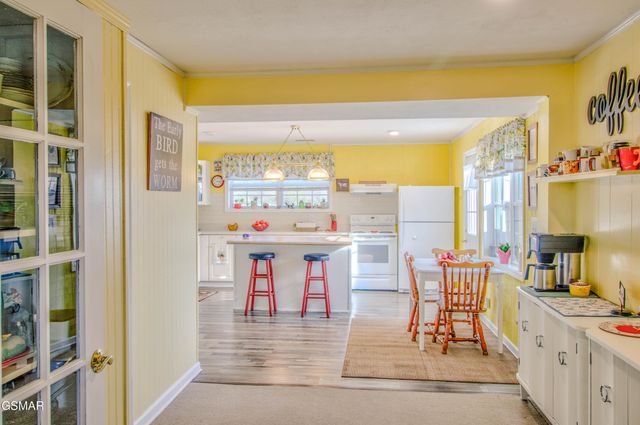 500 Allison Town Road, Philadelphia, TN 37846