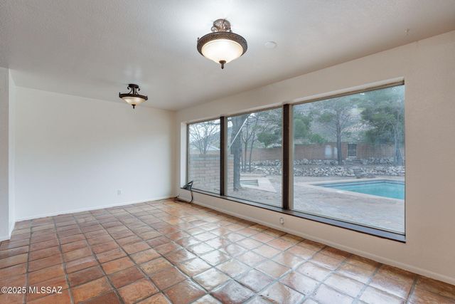 5374 E Spring Road, Hereford, AZ 85615