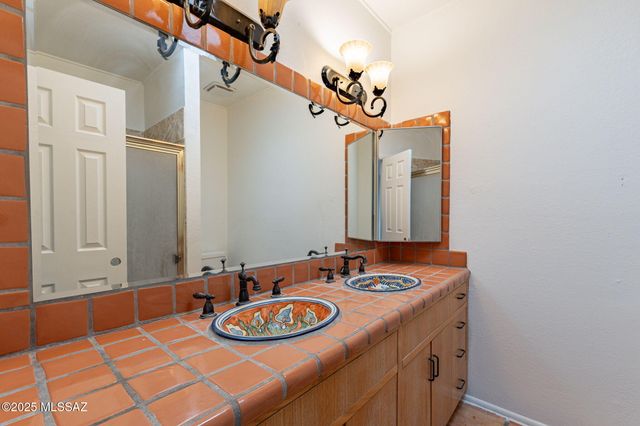 5374 E Spring Road, Hereford, AZ 85615