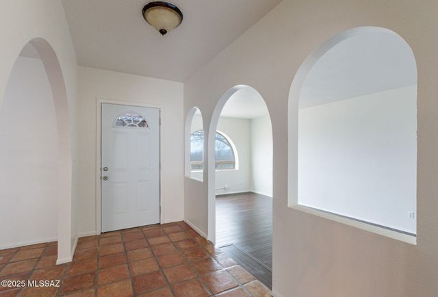 5374 E Spring Road, Hereford, AZ 85615