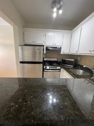 455 NE 16th Avenue 8, Fort Lauderdale, FL 33301