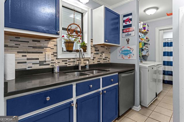 121 E River Bend Drive, Eatonton, GA 31024