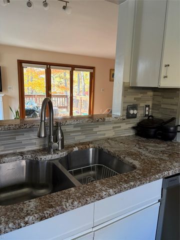 48 Angela Court, Beacon, NY 12508