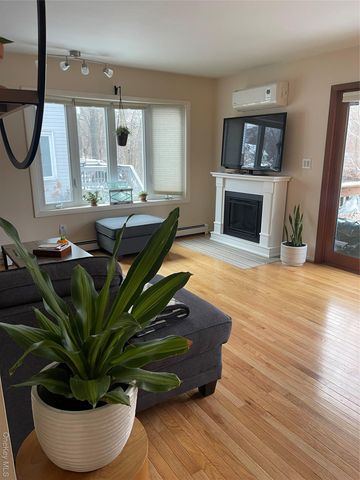 48 Angela Court, Beacon, NY 12508