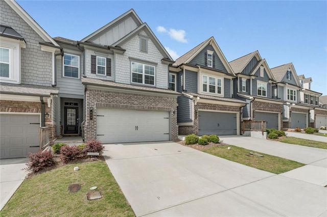 649 Isom Walk, Suwanee, GA 30024