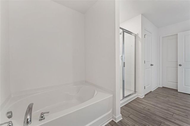 649 Isom Walk, Suwanee, GA 30024