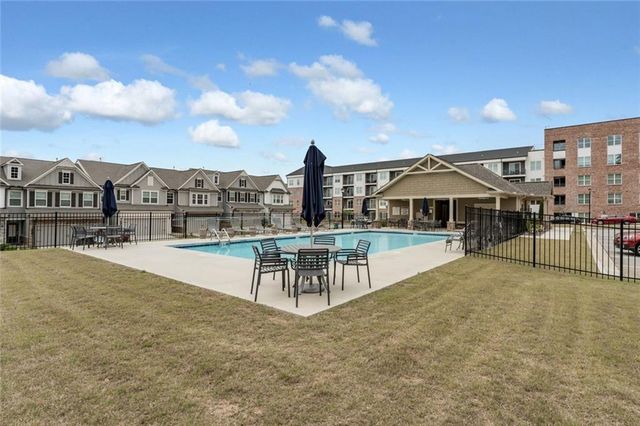 649 Isom Walk, Suwanee, GA 30024