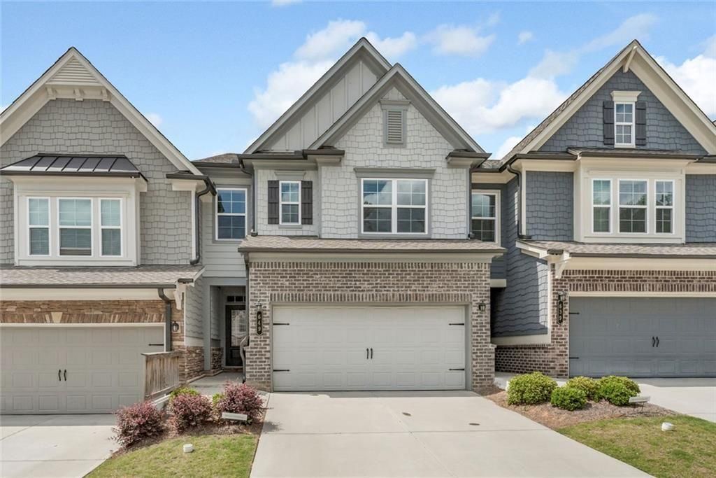 649 Isom Walk, Suwanee, GA 30024