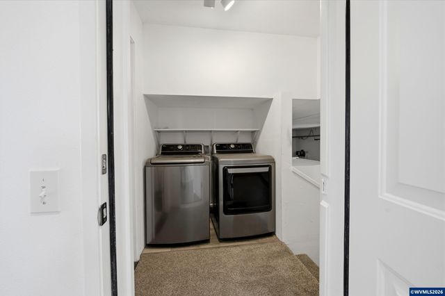 8325 Redwood Dr SE, Aumsville, OR 97325