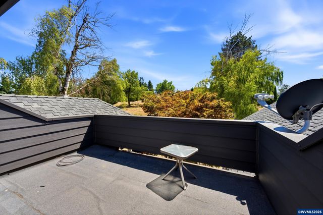8325 Redwood Dr SE, Aumsville, OR 97325