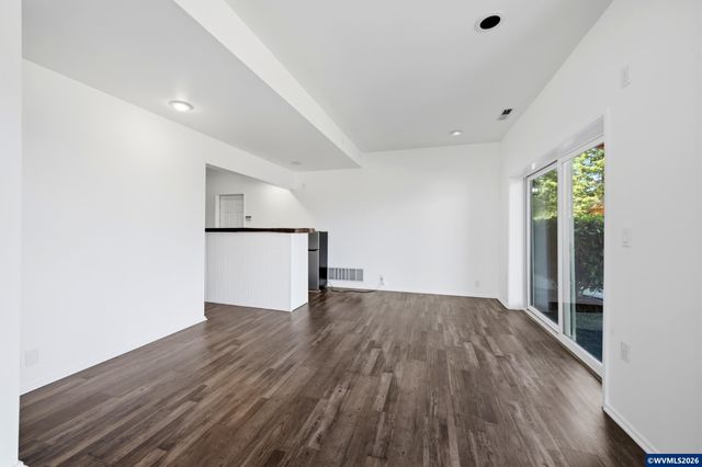 8325 Redwood Dr SE, Aumsville, OR 97325