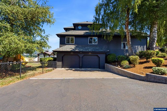 8325 Redwood Dr SE, Aumsville, OR 97325