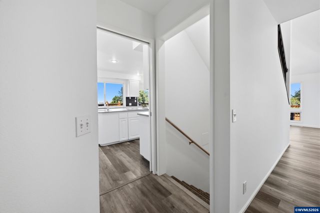 8325 Redwood Dr SE, Aumsville, OR 97325