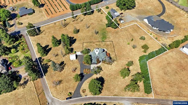 8325 Redwood Dr SE, Aumsville, OR 97325