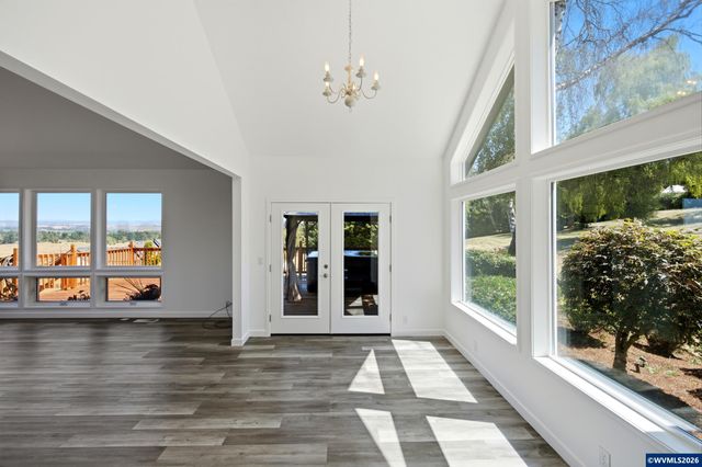 8325 Redwood Dr SE, Aumsville, OR 97325