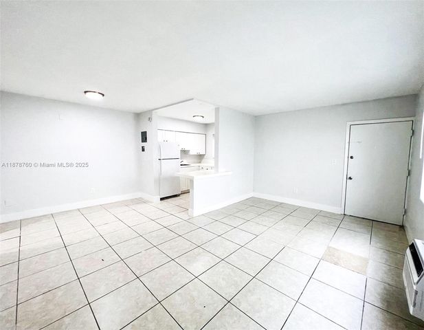 7717 Byron Ave, Miami Beach, FL 33141