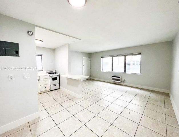 7717 Byron Ave, Miami Beach, FL 33141