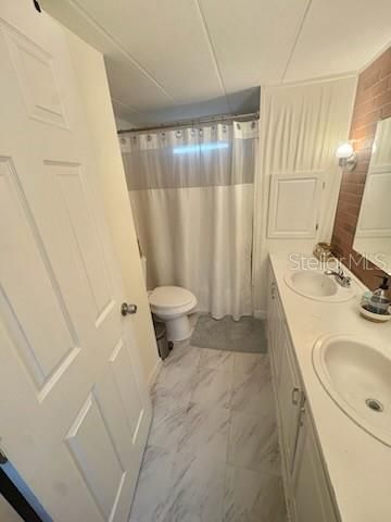 13494 61ST WAY N, Clearwater, FL 33760