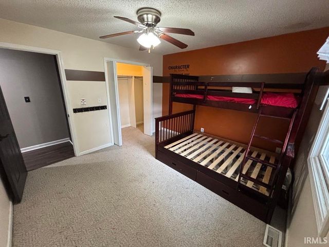 205 Crestmont Drive, Vincennes, IN 47591