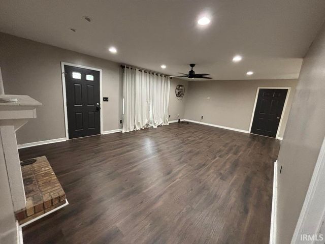 205 Crestmont Drive, Vincennes, IN 47591