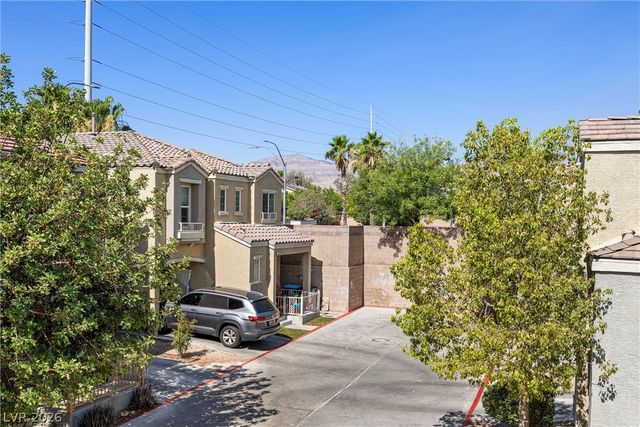 9156 Point Lace Court, Las Vegas, NV 89149