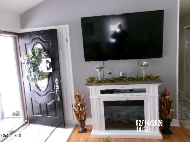 4 Avon Place, South Glens Falls, NY 12803