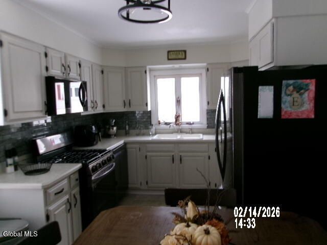 4 Avon Place, South Glens Falls, NY 12803